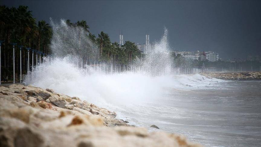 Meteoroloji 6 il için yarın uyarı üstüne uyarı yaptı: Aralarında İstanbul da var 10